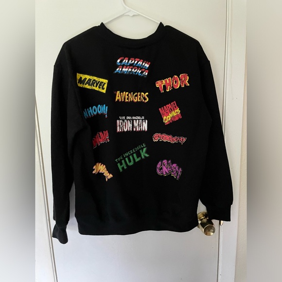Marvel Comics Sweatshirt - Picture 2 of 3